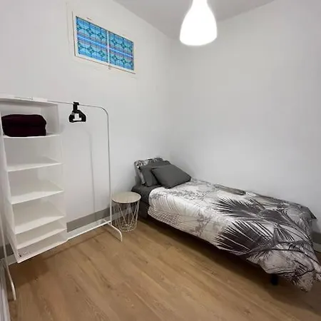 Atico Vintage Con Terraza *