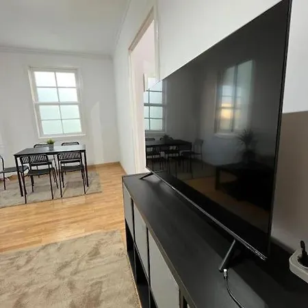 Atico Vintage Con Terraza