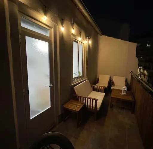 Atico Vintage Con Terraza Apartamento *