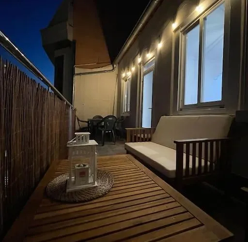 Atico Vintage Con Terraza Apartamento